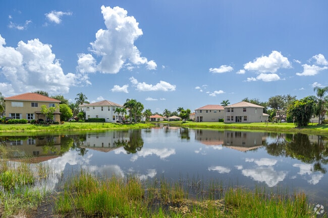 Communities in Estero Park feature homes built around scenic ponds.