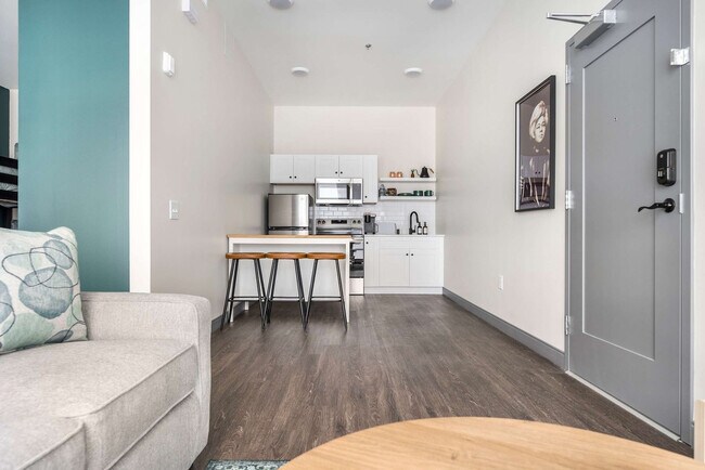 781 Spring St unit FL1-ID1356293P, Macon, GA 31201 - photo 5