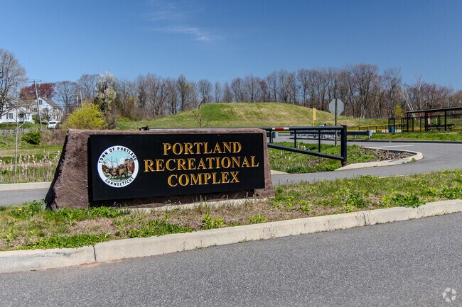 Portland Recreational Complex offers recreational areas to enjoy with family in Riverdale, CT.