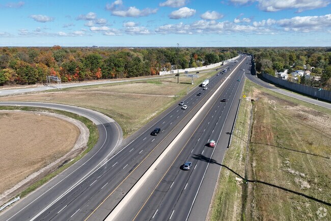 There are several highways in Canterbury Green to get around town.