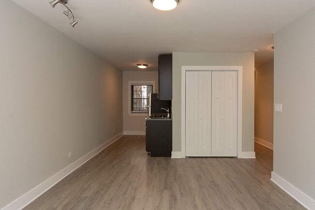1437 N Dearborn St unit J09P, Chicago, IL 60610 - photo 7
