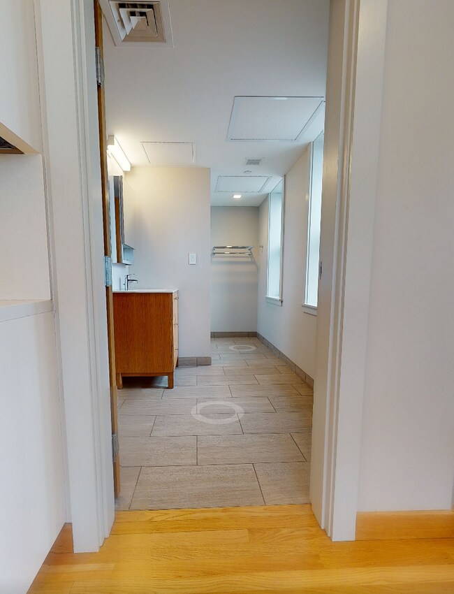 8 Story St, Cambridge, MA 02138 - photo 6