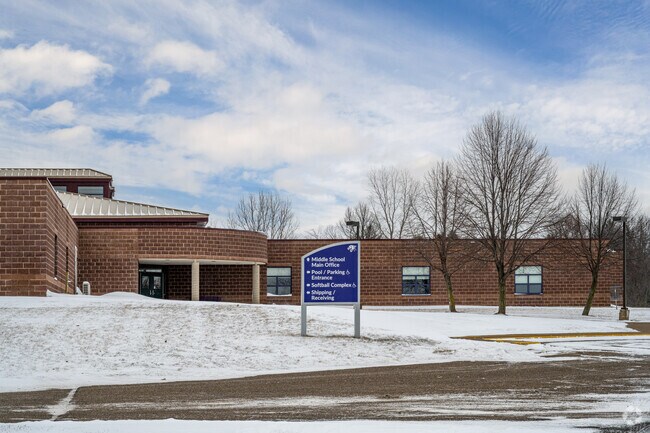 Grades 6-8 attend Ellsworth Middle School.