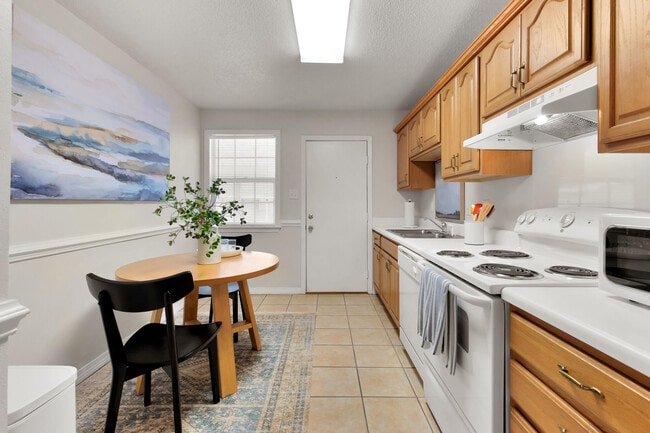 The Flats at Midtown, Mobile, AL 36606 - photo 4