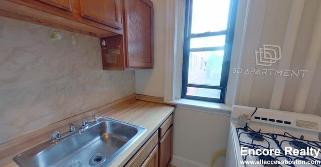 17-19 Washington St S unit 114, Malden, MA 02148 - photo 2