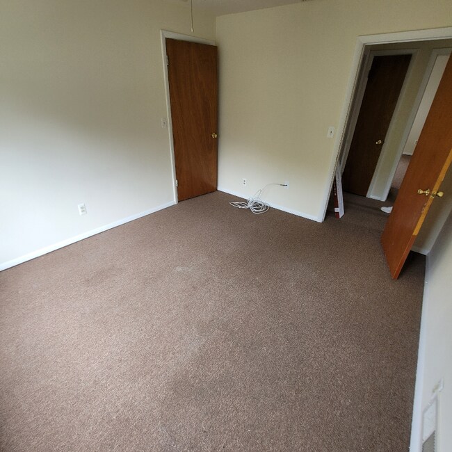 22 Ryle Ave unit 2nd Floor, Little Falls, NJ 07424 - photo 6