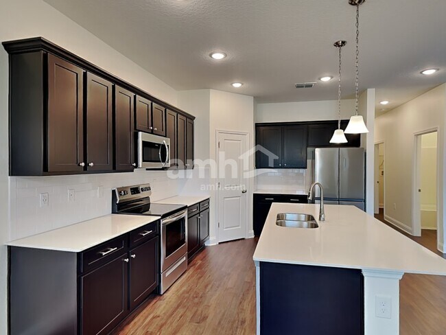 6102 Little Blf Cir, Mascotte, FL 34753 - photo 4