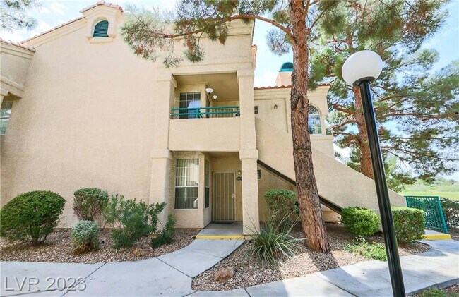2251 Wigwam Pkwy unit 2251 Wigwam Pkwy 15, Henderson, NV 89074 - photo 3