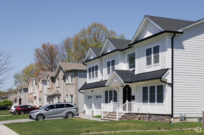 A street with homes priced over $1 million in River Edge, NJ.