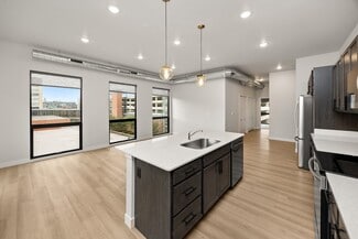 1301 Mulberry St, Des Moines, IA 50309