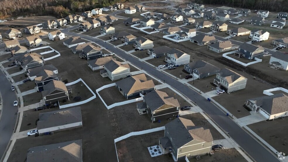 3025 Specklebelly Way, Alabaster, AL 35007 - photo 2