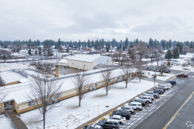 Mullan Trail Elementary School is a short drive from I-90.