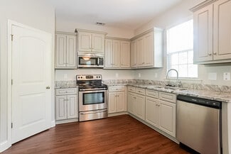 112 Oliver Hardy Ct, Harlem, GA 30814
