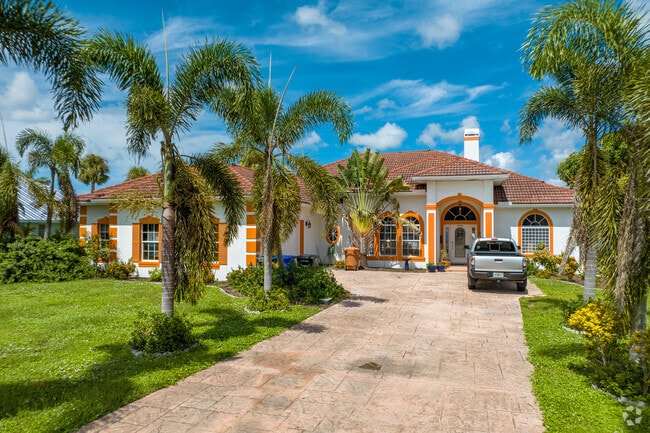 Morningside is home to states by the river.