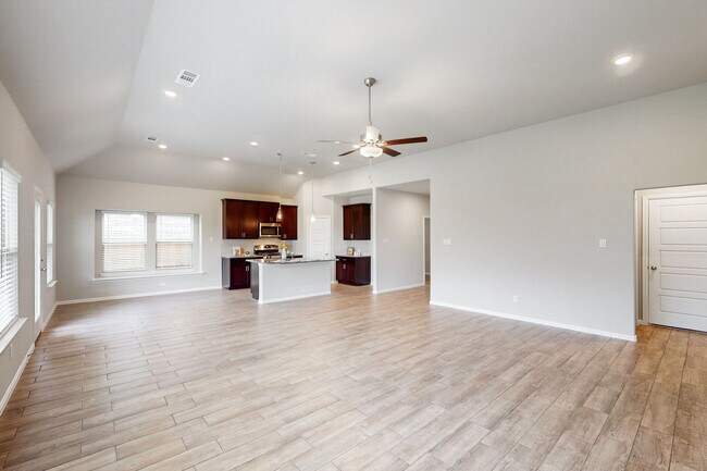 3129 Royal Throne Ct unit 36500956, Denton, TX 76208 - photo 7