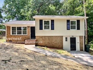 2815 Crescent Ln, Gastonia, NC 28052