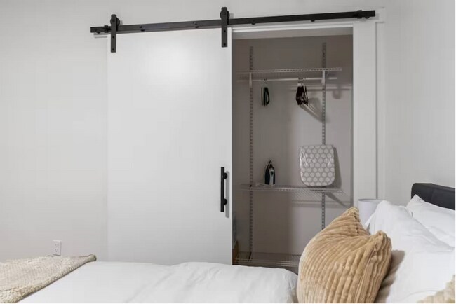 525 Alpine Ave, Pittsburgh, PA 15212 - photo 5