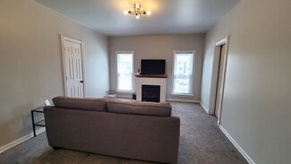 125 Litchfield Ave SE Unit 2, Willmar, MN 56201