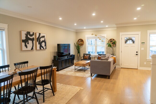 279 Suffolk Ave, Revere, MA 02151 - photo 5