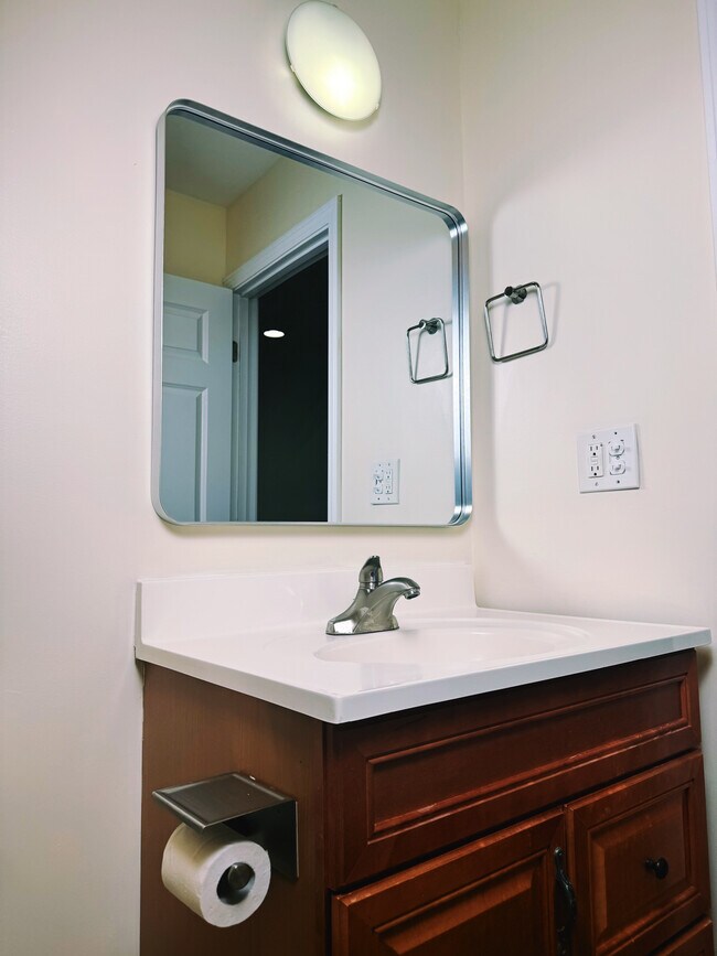 4 Union Place, Cambridge, MA 02141 - photo 6