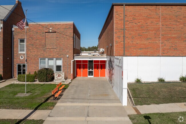 Lyndon High School is just a short drive away from Vassar residents.