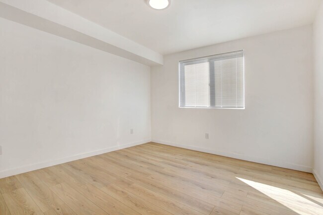 2439 Malabar St unit 2437.5, Los Angeles, CA 90033 - photo 5