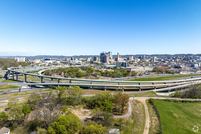 Explore the College Hills neighborhood landscape.