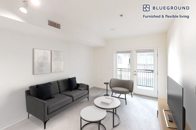 24 Union Square unit FL1-ID10466A, Union City, CA 94587 - photo 3