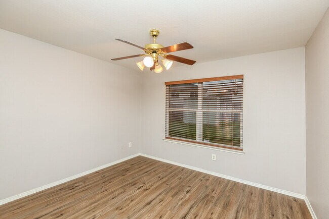 239 Centennial Place, Crowley, TX 76036 - photo 7