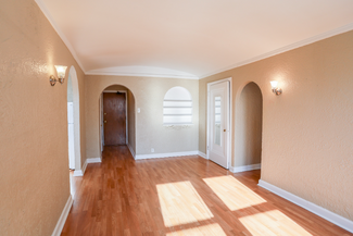 1061 W Rosemont Ave Unit 315, Chicago, IL 60660