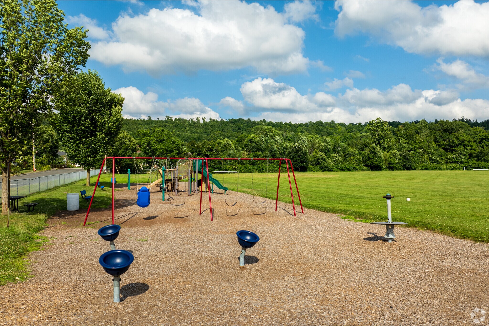 About Monson Schools, Demographics, Things to Do