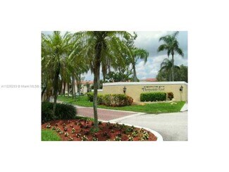 1060 N Hiatus Rd Unit 1060, Pembroke Pines, FL 33026