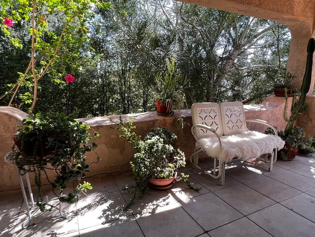 627 Tularosa Dr, Los Angeles, CA 90026 - photo 6