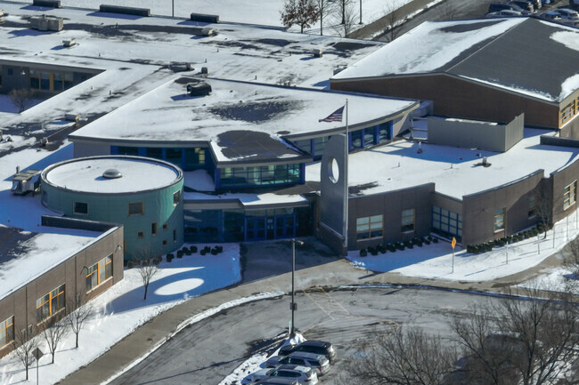 Ross Elementary School has 510 students.
