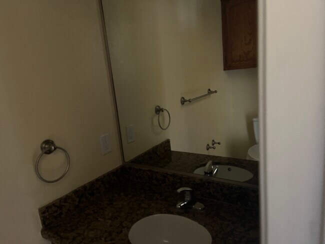 1814 E Iowa Rd, Edinburg, TX 78542 - photo 4