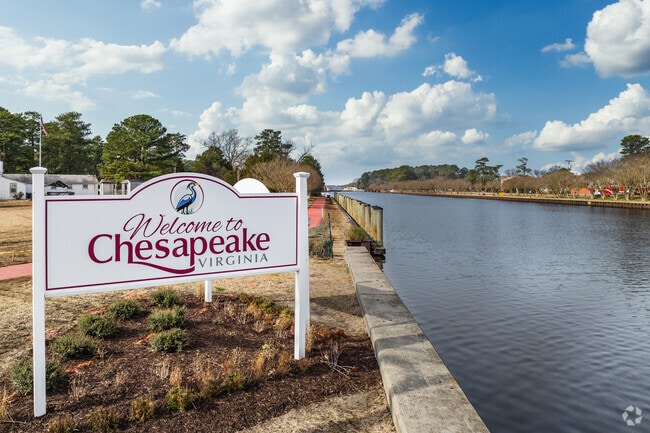 Caroon Farms in Chesapeake offers large homes near scenic waterways and peaceful rural charm.