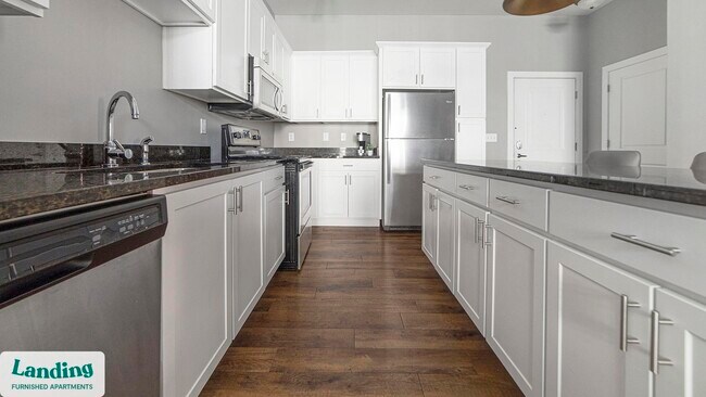 41 E 9th Ave unit 3-211, Columbus, OH 43201 - photo 6