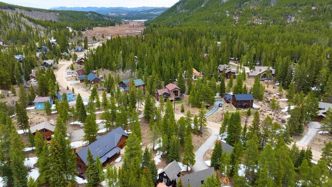 PL_Blue River_1026769_052025_P1_LB_V1