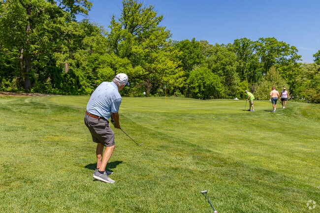 Mt Pleasant Golf Course is where Arnold Palmer secured his second win on the Pro Golf Tour.