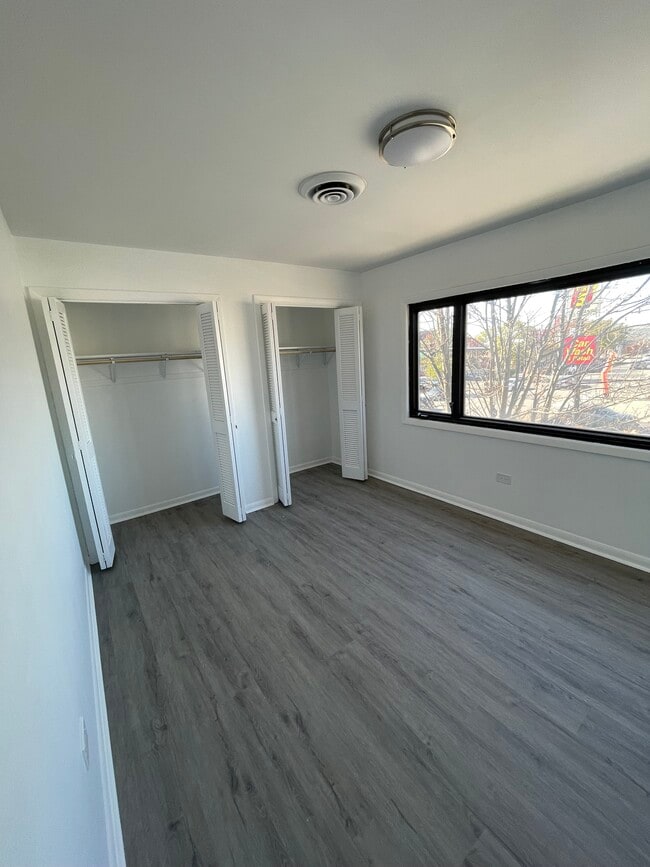 3201 N Long Ave unit 2S, Chicago, IL 60641 - photo 6