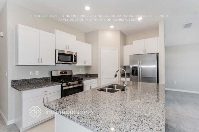 8633 40th Cir E, Palmetto, FL 34221 - photo 7