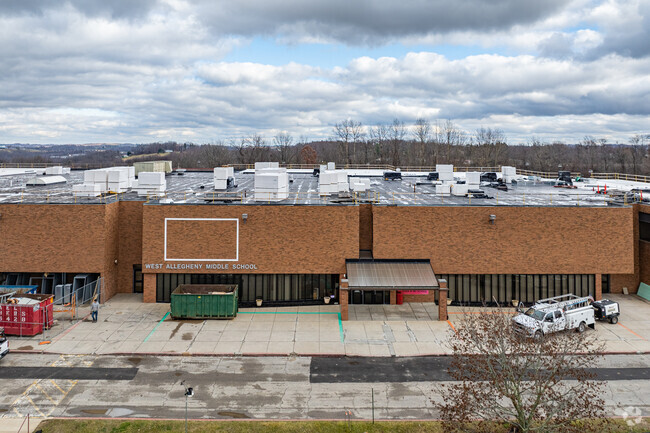 West Allegheny Middle School serves grades 6-8 with a student-teacher ratio of 17 to 1.