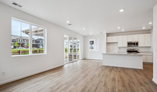 580 Douglas Fir Place, Johnstown, CO 80534 - photo 5