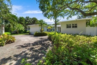 726 NE 19th Ave, Fort Lauderdale, FL 33304