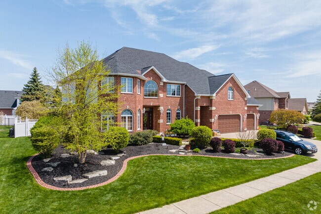 Tinley Park is home to many Millennium Mansions with spacious lawns.