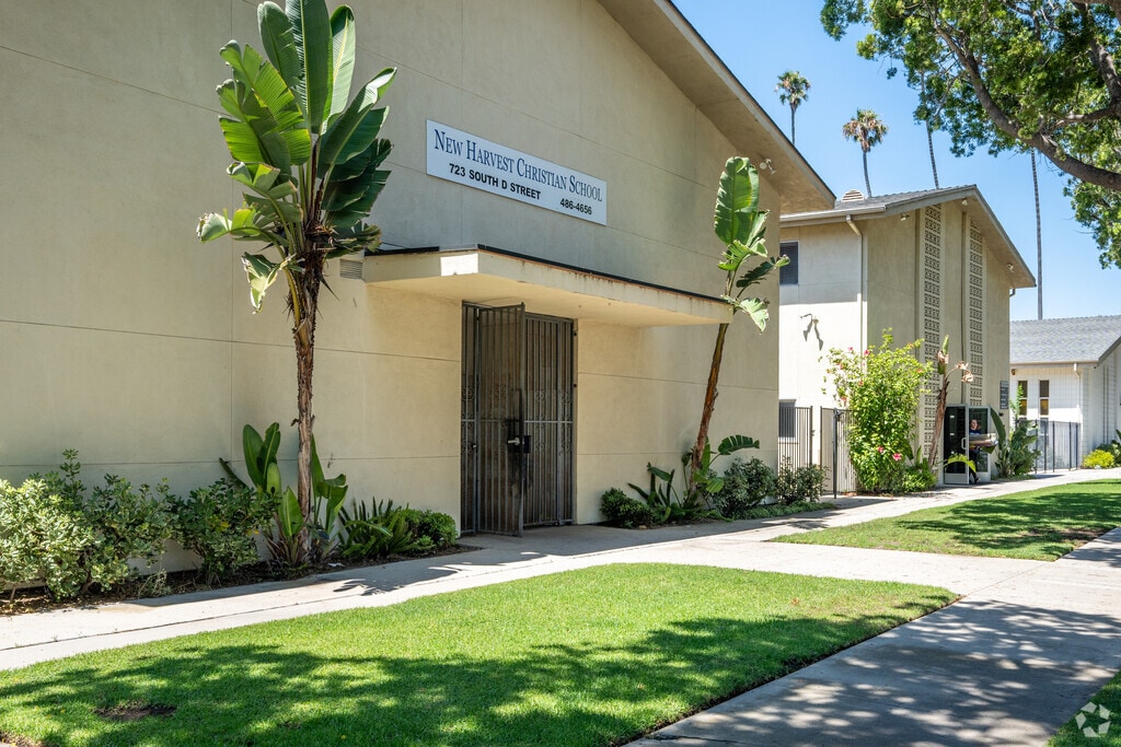 New Harvest Christian School serves students in Oxnard, Ca.