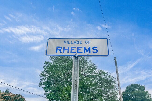 Welcome to the village of Rheems.