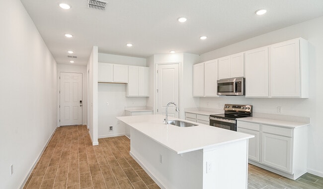 5183 Kinsley Dr, Lake Wales, FL 33859 - photo 2