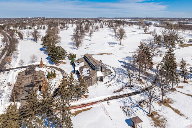 Sandcastle residents can play golf at the Francis A. Gross Golf Club, which was founded in 1925.
