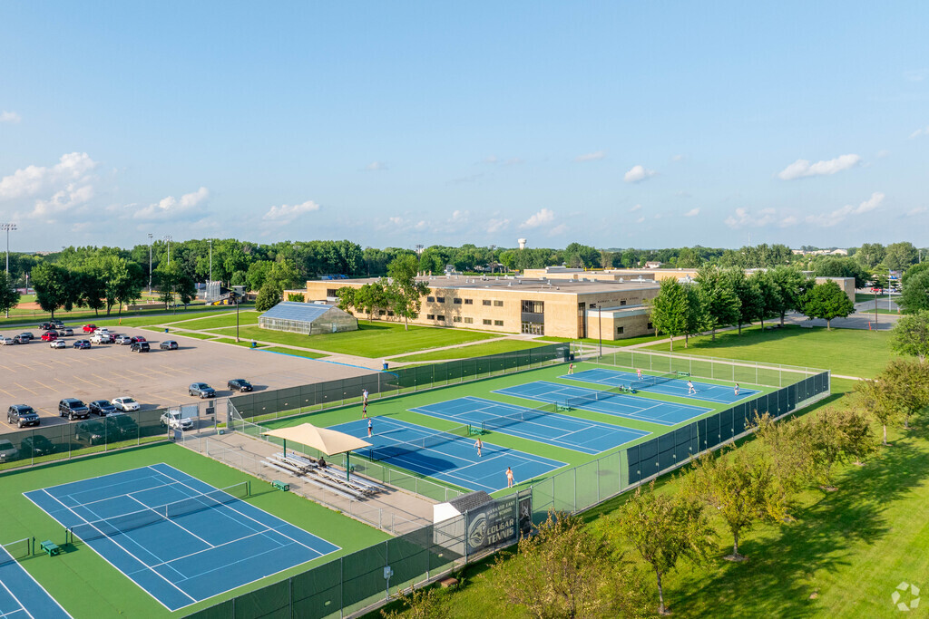Mankato East Senior High offers Advanced Placement® coursework and exams.